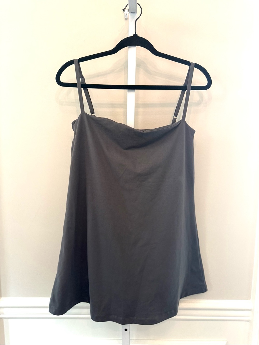 SET Active Formcloud Athletic Dress Gray Cami Mini L